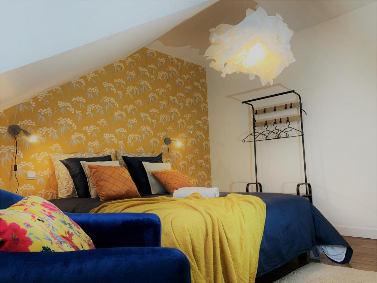 לה מאנש Maison Chic & Charme Calme Avec Jardin מראה חיצוני תמונה