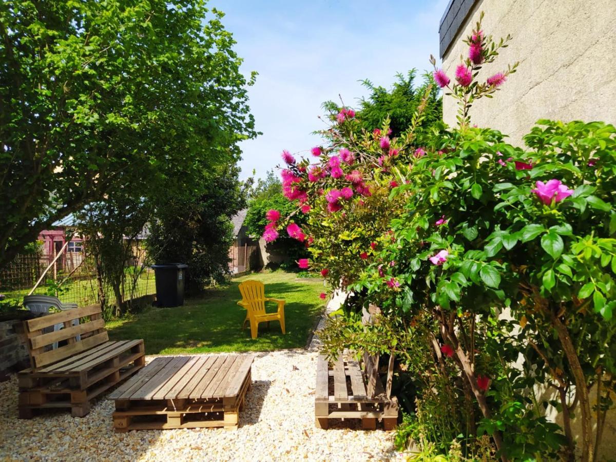 לה מאנש Maison Chic & Charme Calme Avec Jardin מראה חיצוני תמונה